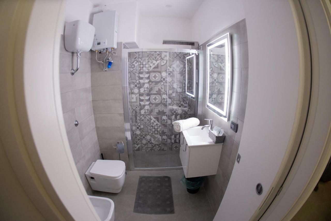 Camera18 Suite Naples Exterior photo